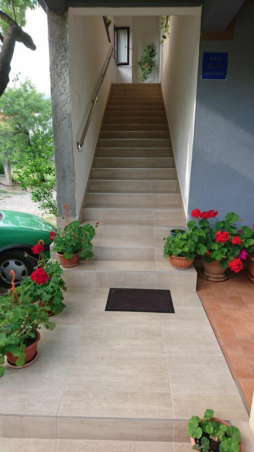 Apartman Bojana Apartment Starigrad Paklenica Luaran gambar